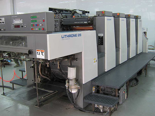  日本小森四开印刷机